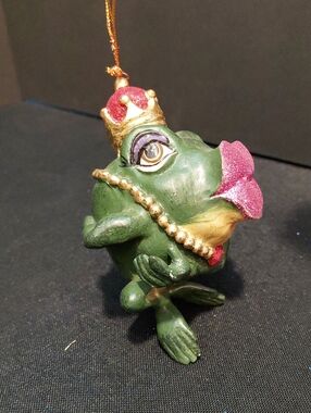 VINTAGE KATHERINES COLLECTION CHRISTMAS ORNAMENT